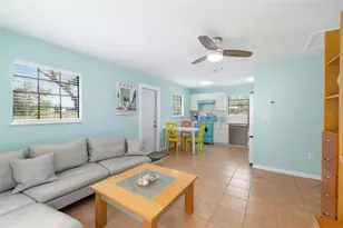 3200 Tobero Ln, Sarasota, FL 34235 - Photo 6