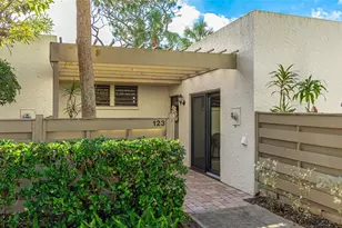 123 Pinehurst Dr, Bradenton, FL 34210 - Photo 2