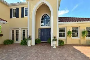 273 Portofino Dr, North Venice, FL 34275 - Photo 2