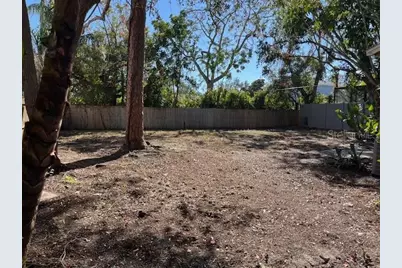 1958 Bougainvillea Street, Sarasota, FL 34239 - Photo 4