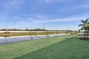 17915 Palmiste Dr, Bradenton, FL 34202 - Photo 8