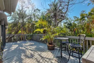 1447 Landings Cir, Sarasota, FL 34231 - Photo 26