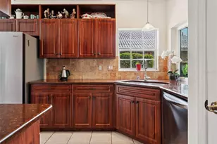 1358 Berkshire Ct, Venice, FL 34292 - Photo 14