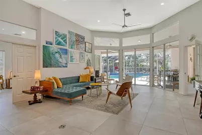 746 Plymouth Street, Sarasota, FL 34242 - Photo 10