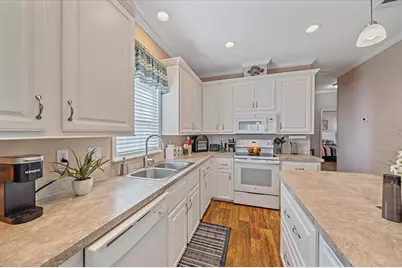 214 Bimini Drive, Palmetto, FL 34221 - Photo 16