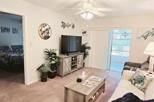 3528 Lake Bayshore Dr, Bradenton, FL 34205 - Photo 10