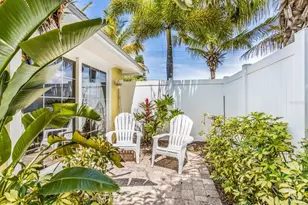 6606 Holmes Blvd, Holmes Beach, FL 34217 - Photo 14