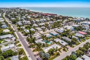 6606 Holmes Blvd, Holmes Beach, FL 34217 - Photo 4