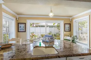 6606 Holmes Blvd, Holmes Beach, FL 34217 - Photo 20