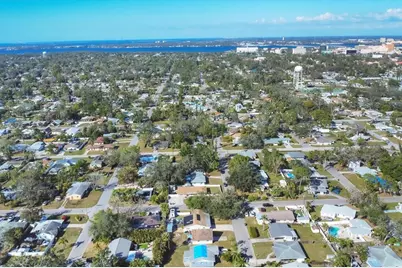 2202 21st Street W, Bradenton, FL 34205 - Photo 38