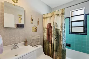 2202 21st St W, Bradenton, FL 34205 - Photo 24