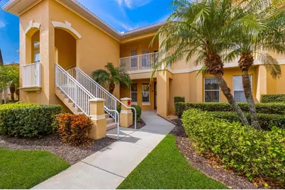 8414 Wethersfield Run #102, Lakewood Ranch, FL 34202 - Photo 2