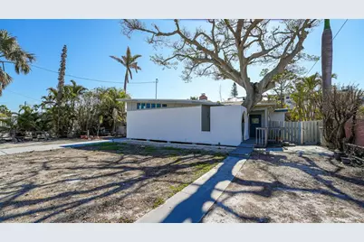 132 Harrison Drive, Sarasota, FL 34236 - Photo 2