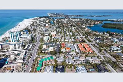 132 Harrison Drive, Sarasota, FL 34236 - Photo 8