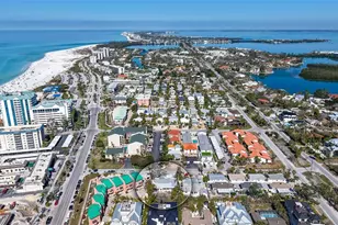 132 Harrison Dr, Sarasota, FL 34236 - Photo 8