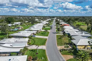 3278 Village Green Dr, Sarasota, FL 34239 - Photo 54