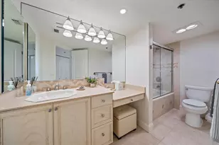 888 Blvd Of The Arts, Sarasota, FL 34236 - Photo 32