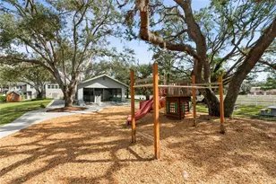 1228 Wagon Wheel Dr, Sarasota, FL 34240 - Photo 24