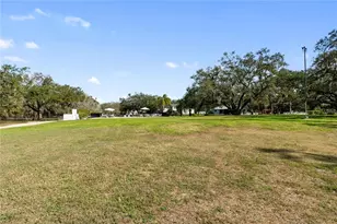 1228 Wagon Wheel Dr, Sarasota, FL 34240 - Photo 96