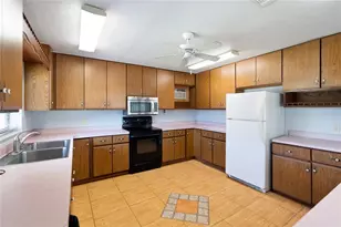 1228 Wagon Wheel Dr, Sarasota, FL 34240 - Photo 38