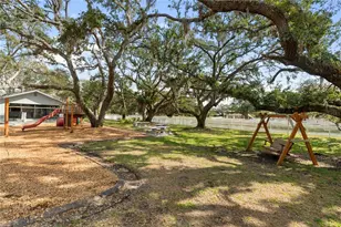 1228 Wagon Wheel Dr, Sarasota, FL 34240 - Photo 20