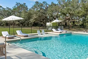 1228 Wagon Wheel Dr, Sarasota, FL 34240 - Photo 8