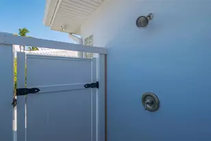 619 Buttonwood Dr, Longboat Key, FL 34228 - Photo 56