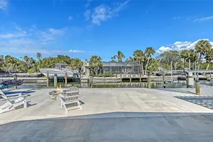 619 Buttonwood Dr, Longboat Key, FL 34228 - Photo 28