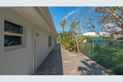 619 Buttonwood Drive, Longboat Key, FL 34228 - Photo 58