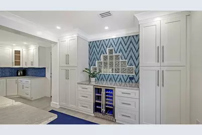 619 Buttonwood Drive, Longboat Key, FL 34228 - Photo 10