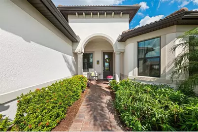 16741 Ellsworth Avenue, Bradenton, FL 34202 - Photo 4