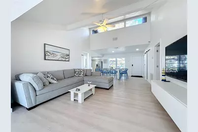 2900 Woodpine Court, Sarasota, FL 34231 - Photo 20