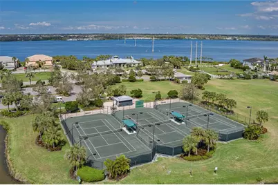 5040 Lake Overlook Avenue, Bradenton, FL 34208 - Photo 38