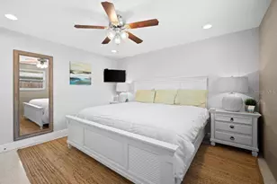 327 Avenida Milano, Sarasota, FL 34242 - Photo 44