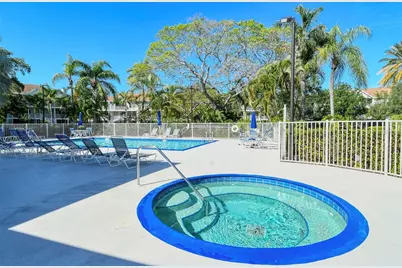 850 S Tamiami Trail #301, Sarasota, FL 34236 - Photo 28