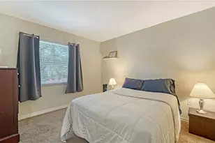 966 La Costa Cir, Sarasota, FL 34237 - Photo 18