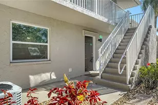 966 La Costa Cir, Sarasota, FL 34237 - Photo 1