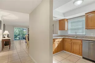 966 La Costa Cir, Sarasota, FL 34237 - Photo 6