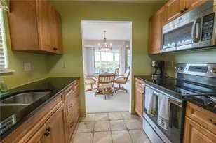 831 Audubon Dr, Bradenton, FL 34209 - Photo 6