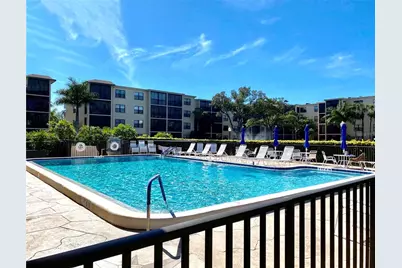 435 30th Avenue W #D303, Bradenton, FL 34205 - Photo 16