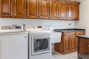1211 Peridot Ln, Sun City Center, FL 33573 - Photo 16