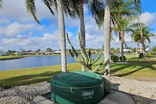 1211 Peridot Ln, Sun City Center, FL 33573 - Photo 32