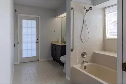 1211 Peridot Lane, Sun City Center, FL 33573 - Photo 26