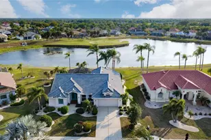 1211 Peridot Ln, Sun City Center, FL 33573 - Photo 2