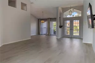 1211 Peridot Ln, Sun City Center, FL 33573 - Photo 4