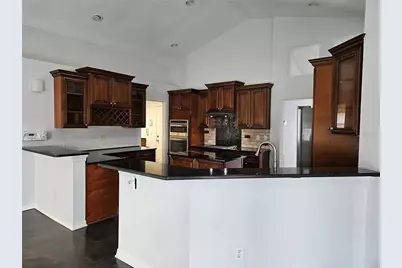 1211 Peridot Lane, Sun City Center, FL 33573 - Photo 12