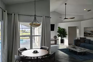 1211 Peridot Ln, Sun City Center, FL 33573 - Photo 10