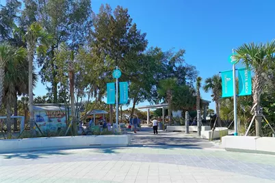 732 Siesta Drive, Sarasota, FL 34242 - Photo 40