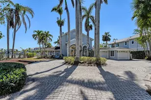 732 Siesta Dr, Sarasota, FL 34242 - Photo 4