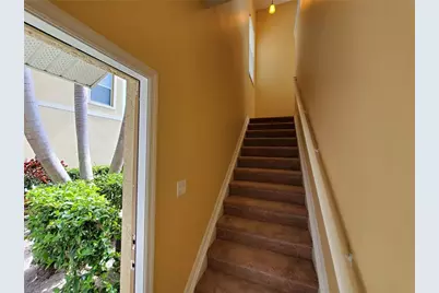 3468 Parkridge Circle #33-201, Sarasota, FL 34243 - Photo 4
